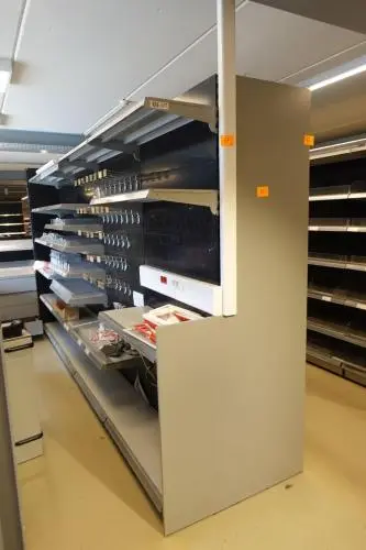 Metalen dubbelwandige winkelrek C – kavel bij Openbare Verkopen, Gavere