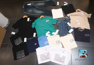 Set met kleding voor jongens – kavel bij Nl.clicpublic
