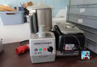 Tafelsnijmachine met weegschaal – kavel bij Nl.clicpublic