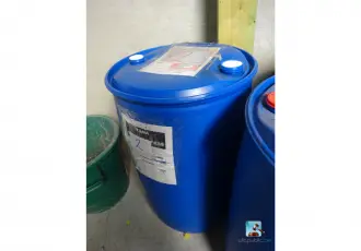 Set PVC-jerrycans – kavel bij Nl.clicpublic