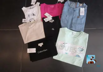 Set of girls’ clothes – kavel bij En.clicpublic