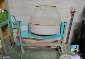 Concrete mixer – kavel bij En.clicpublic
