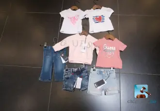 Set meisjeskleding – kavel bij Nl.clicpublic