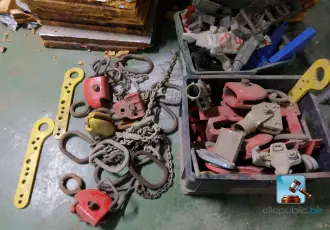 Set hijsgereedschappen – kavel bij Nl.clicpublic