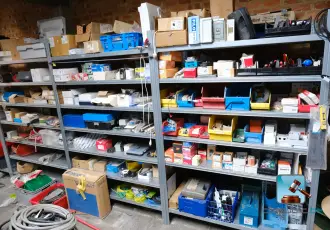 Partij hardware en verbruiksartikelen – kavel bij Nl.clicpublic