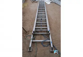 Drievoudige ladder – kavel bij Nl.clicpublic