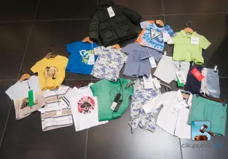 Set met kleding voor jongens – kavel bij Nl.clicpublic