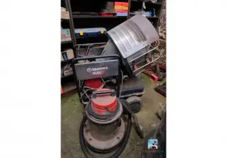 Heat gun and vacuum cleaner – kavel bij En.clicpublic