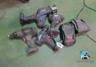 Set of power tools with accessories – kavel bij En.clicpublic