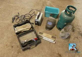 Batch of welding equipment – kavel bij En.clicpublic