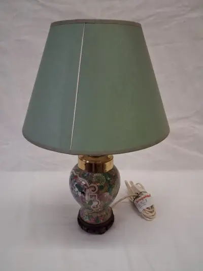 Decoratieve Chinese lamp – kavel bij De Kringwinkel, Ieper
