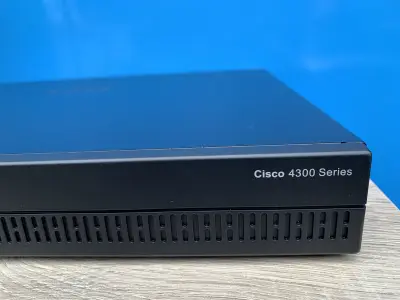 Cisco ISR 4321 router – kavel bij Inventarisveilingen.nl