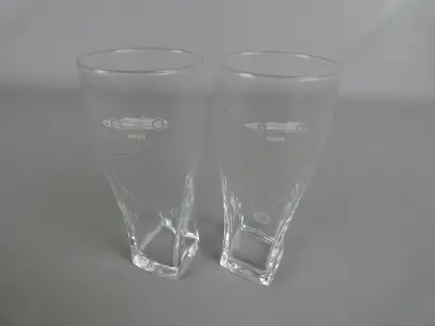 2 Ferrari glazen – kavel bij De Kringwinkel, Diest