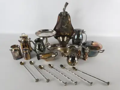 Vintage lot van voornamelijk verzilverde metalen voorwerpen(23 stuks-7,82 kg) – kavel bij De Kringwinkel, Heverlee