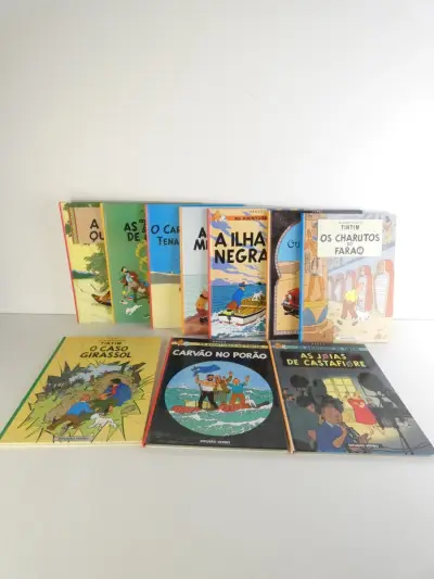 Set van 10 Tintin stripboeken in het Portugees – kavel bij De Kringwinkel, Heverlee