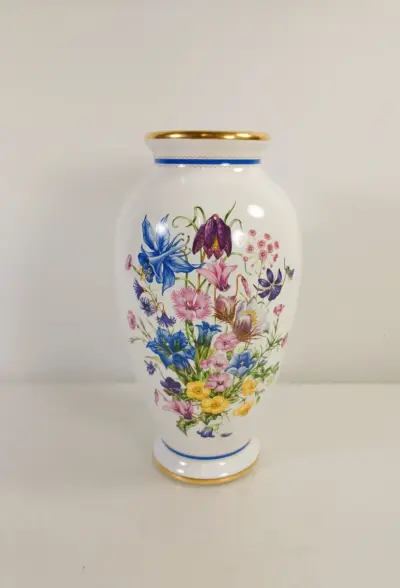 Franklin Mint "Alpine Glory" Chelsea Flower Show vaas – Marjorie Blamey – 1991 – kavel bij De Kringwinkel, Turnhout