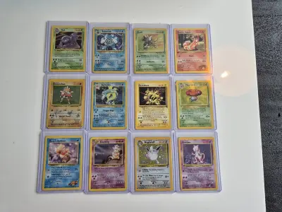 Collectie vintage Pokémon kaarten, Holo's, First Edition en Promo's – kavel bij Onlineveilingmeester, Groningen