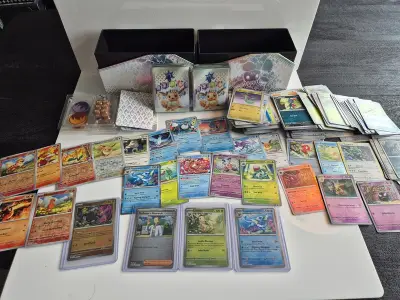 Collectie Pokémon kaarten, Scarlet & Violet - Prismatic Evolutions, o.a. Leafeon (Master Ball) – kavel bij Onlineveilingmeester, Groningen