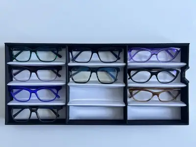 9x Optische monturen, Tom Davies, in luxe opbergdoos/displaytray – kavel bij Onlineveilingmeester, Groningen