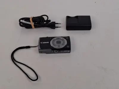 Canon PowerShot A2500 zwarte compactcamera met 16 megapixels en 5x optische zoom – kavel bij De Kringwinkel, Waardamme