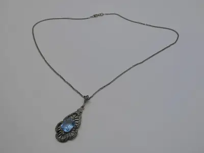 Zilveren Collier met Marcasiet en Blauwe Steen (Art Deco Stijl) – kavel bij De Kringwinkel, Diest