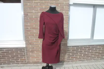 Bordeauxrode damesjurk van Natan - Maat 40 – kavel bij De Kringwinkel, Brecht