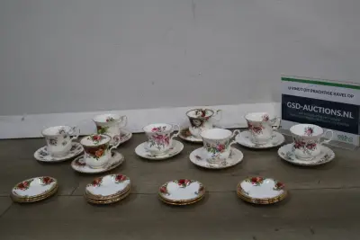 Royal Albert Kop en Schotels – kavel bij GSD Auctions, Zoeterwoude