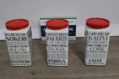 Set van 3 keramische voorraadpotten – kavel bij GSD Auctions, Zoeterwoude