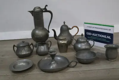 Set tinnen koffie en theeservies – kavel bij GSD Auctions, Zoeterwoude