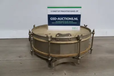 Oude metalen trommel – kavel bij GSD Auctions, Zoeterwoude