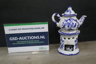 Blauw-wit keramische theepot – kavel bij GSD Auctions, Zoeterwoude