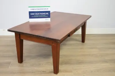 Houten salontafel met lade' – kavel bij GSD Auctions, Zoeterwoude