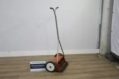 Handgrasmaaier' – kavel bij GSD Auctions, Zoeterwoude