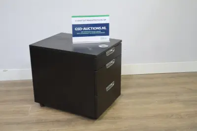 Zwart ladeblok met 3 laden' – kavel bij GSD Auctions, Zoeterwoude