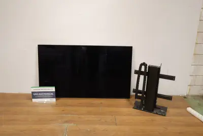 Sony Televisie - 55'inch - Met standaard – kavel bij GSD Auctions, Zoeterwoude