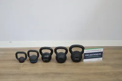 Set van 5 kettlebells in verschillende gewichten – kavel bij GSD Auctions, Zoeterwoude