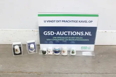 Verzameling porseleinen vingerhoedjes – kavel bij GSD Auctions, Zoeterwoude