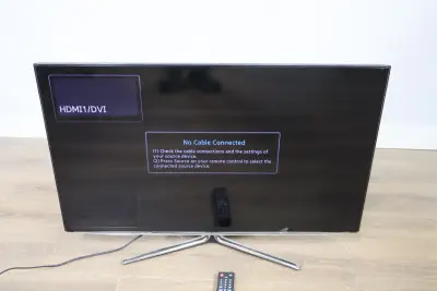 Samsung flatscreen televisie - 40 'inch – kavel bij GSD Auctions, Zoeterwoude