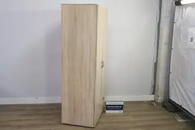 Kledingkast – kavel bij GSD Auctions, Zoeterwoude