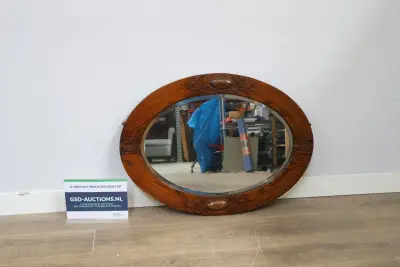 Ovale houten spiegel – kavel bij GSD Auctions, Zoeterwoude