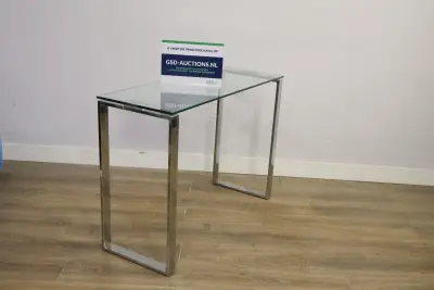 Moderne glazen Console Tafel, Bijzettafel – kavel bij GSD Auctions, Zoeterwoude