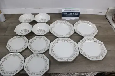 Porseleinen Gebakservies – kavel bij GSD Auctions, Zoeterwoude