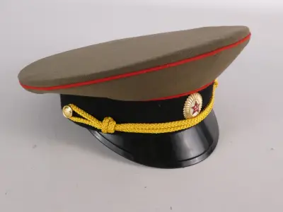 Sovjet militaire ceremoniële pet (Pilotka/Peaked Cap) – kavel bij De Kringwinkel, Heverlee