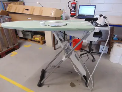 Laurastar S Pure Plus Strijksysteem – kavel bij GSD Auctions, Zoeterwoude