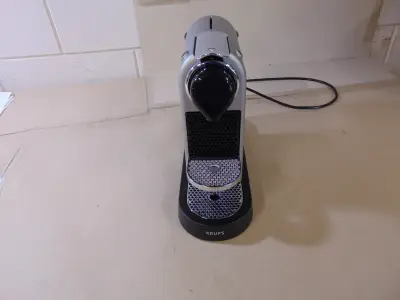 Krups Citiz XN741B Nespressomachine – kavel bij GSD Auctions, Zoeterwoude