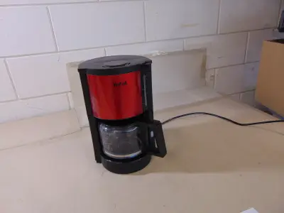 Tefal Deluxe Red Wine CM310511 Koffiezetapparaat – kavel bij GSD Auctions, Zoeterwoude