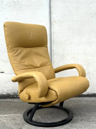 Lafer Kiri relaxfauteuil – leder – vintage design – kavel bij De Kringwinkel, Dilsen