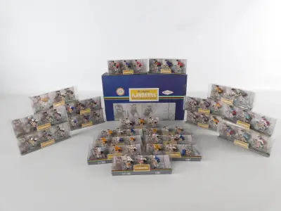The Original Flandriens - 60 Handgeschilderde Metalen Miniatuurwielrenners – kavel bij De Kringwinkel, Heverlee