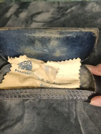 Brillen doosje antiek – kavel bij GSD Auctions, Zoeterwoude
