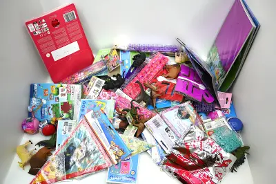 Mystery Speelgoed Box XL met 200 items – kavel bij GSD Auctions, Zoeterwoude